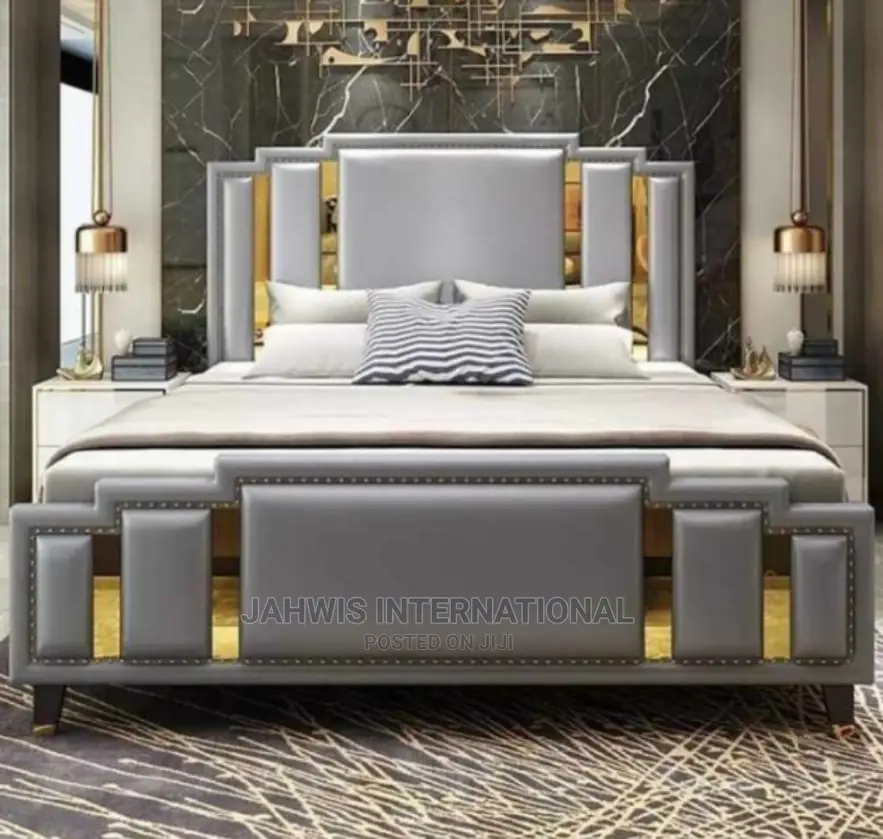 Modern 6 X 6 High Back Rest Padded Bedframe.
