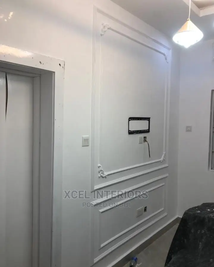 Polyurethane Wall Cornice/ Wainscoting