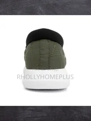 Slip-on Sneaker (Women)