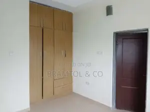3bdrm Block of Flats in With Bq, Mabushi for rent