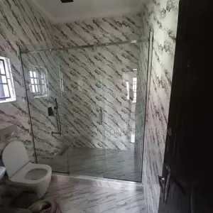 Sliding Shower Cubicle 02