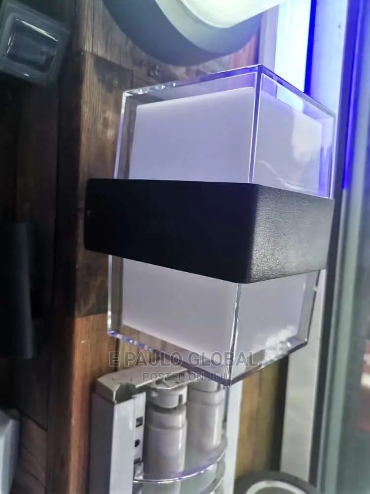 12wats Wall Light