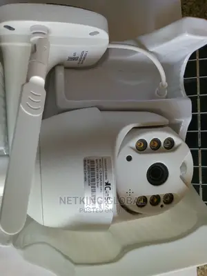 Solar Powered CCTV 4G Simcard Intelligent Rotational Camera