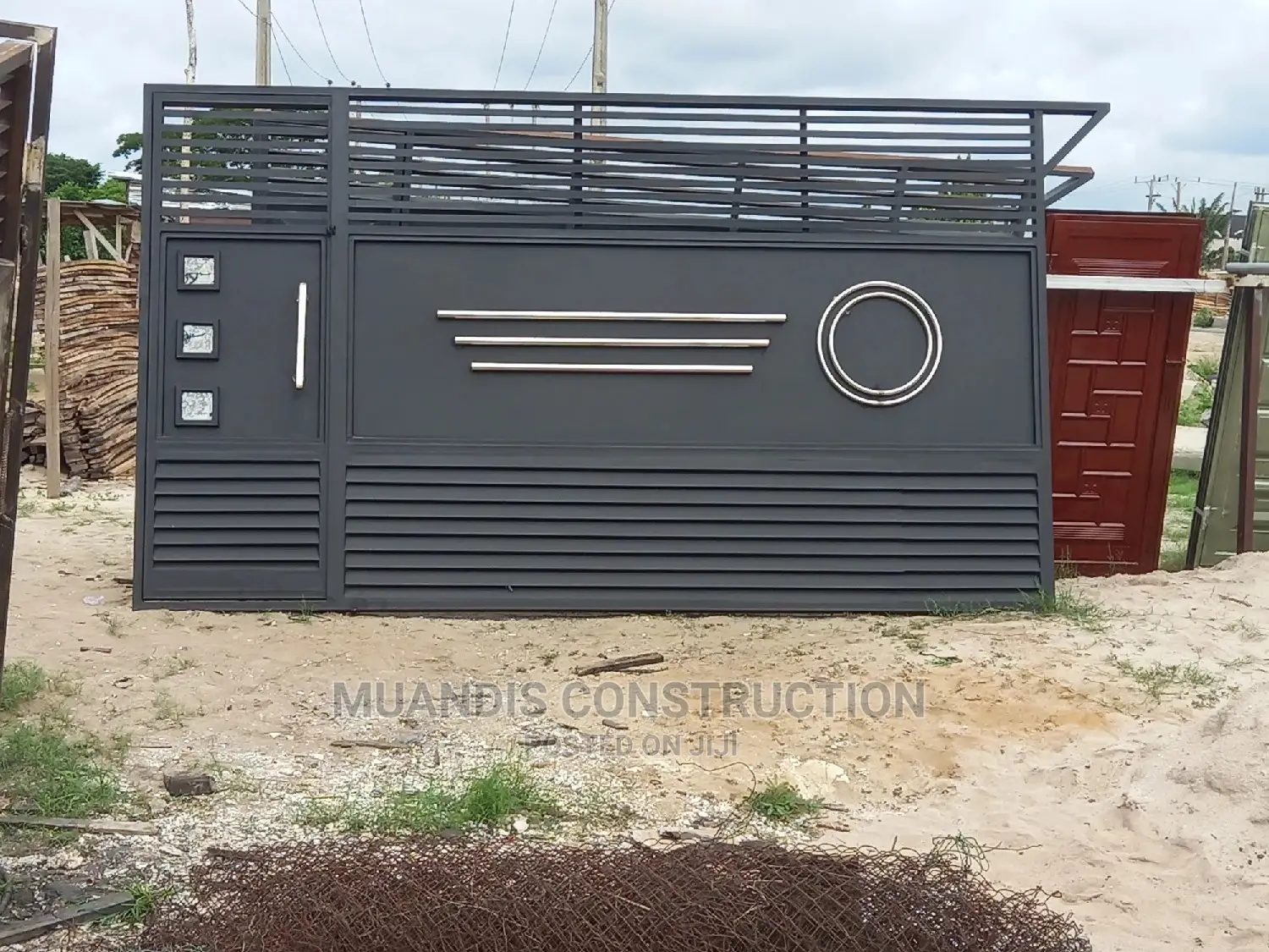 Regular Gates