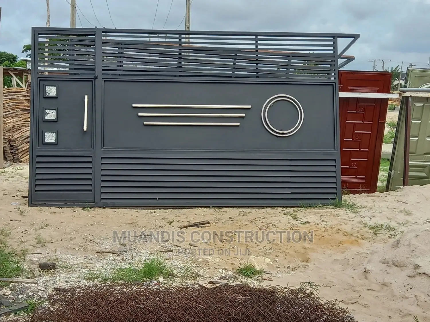 Regular Gates