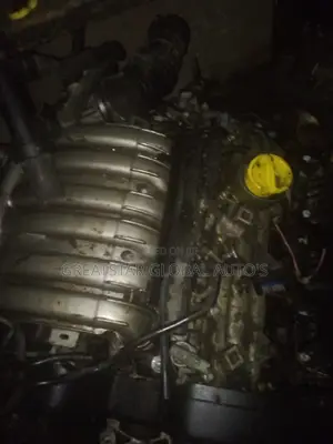 Laguna 2 Engine V6