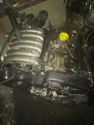 Laguna 2 Engine V6