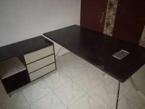 Unique Stainless Leg Executive Office Tables