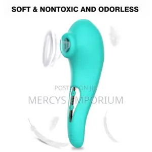 Clitoris Sucking and Vibrating Vibrator