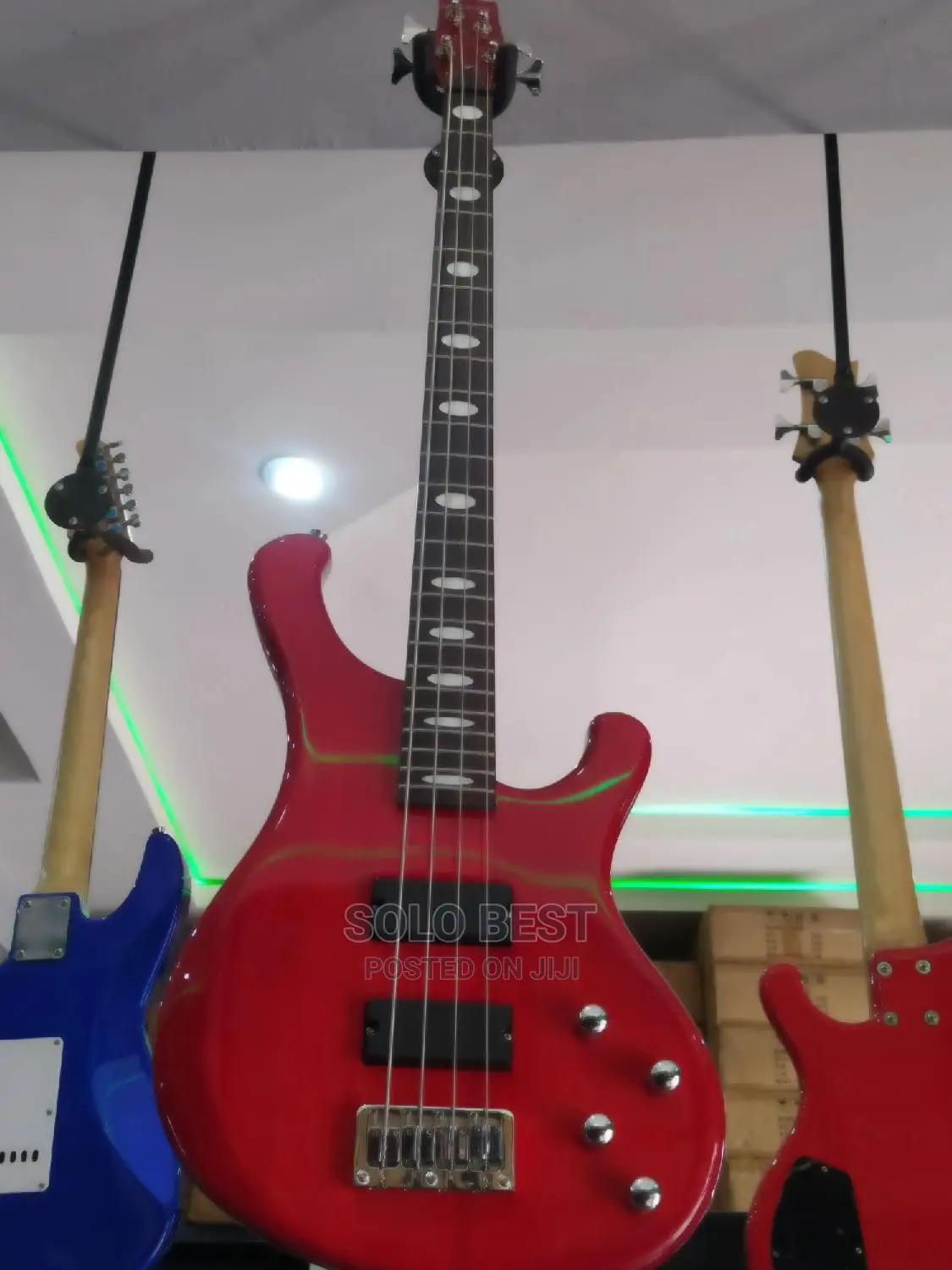 4 String Bass Guitar
