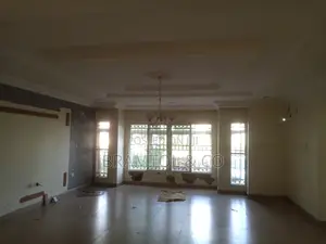 3bdrm Townhouse / Terrace in Apo District for rent