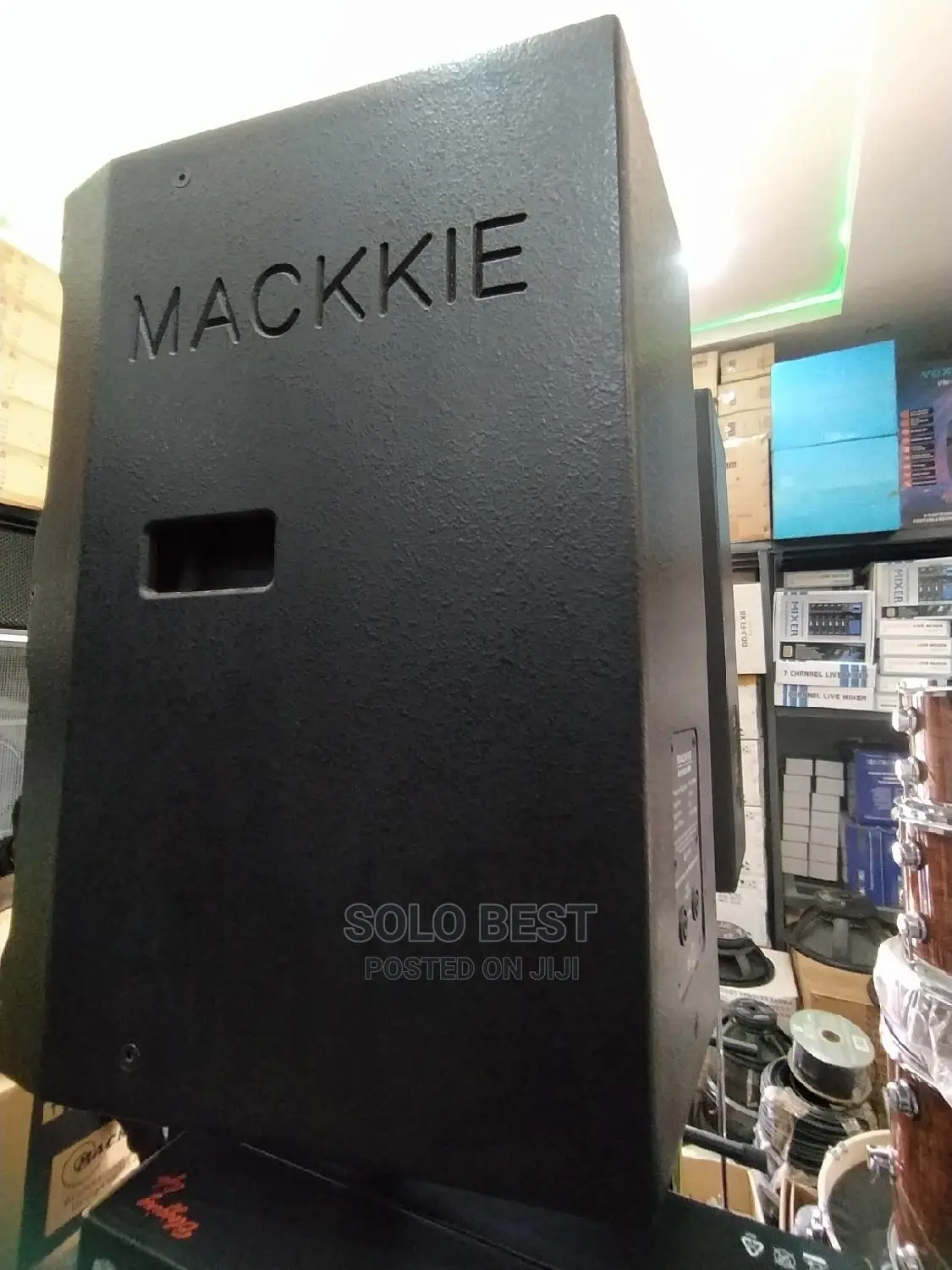 Mackie Product