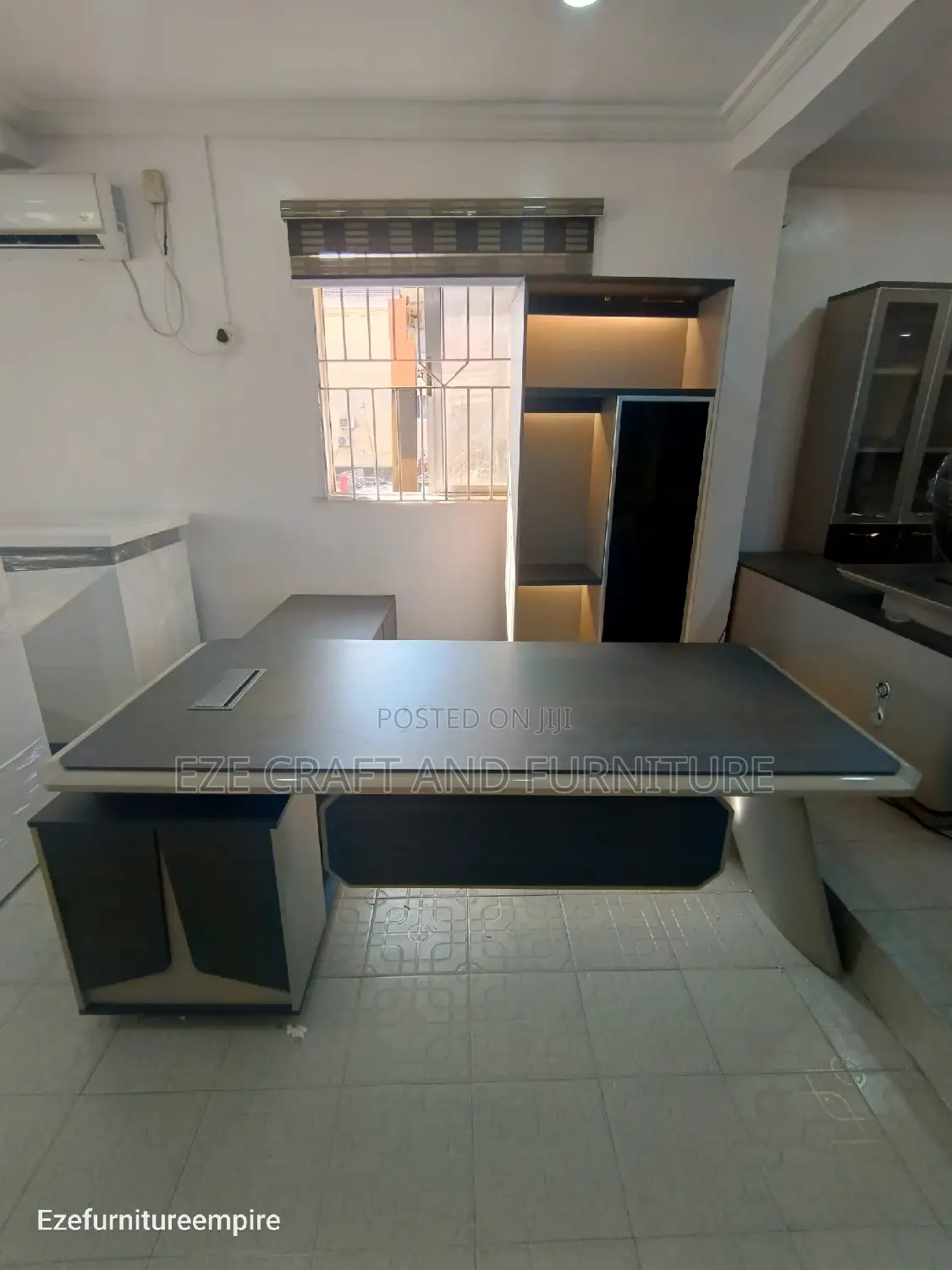 Luxury Office Table