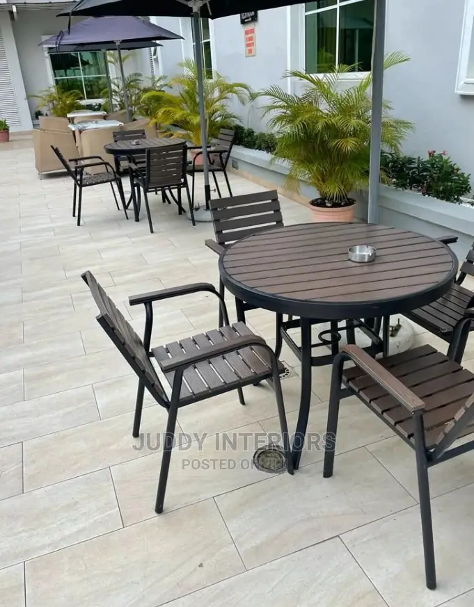 Outdoor Restaurant Dining Table Set