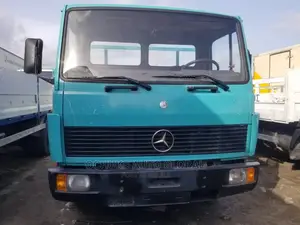 M/Benz Truck 6tyers Pick Up Van 814 Model