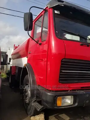 M/Benz Tanker 1213 Model 10bolits