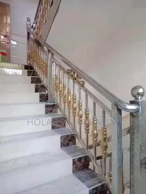 Handrails in Step