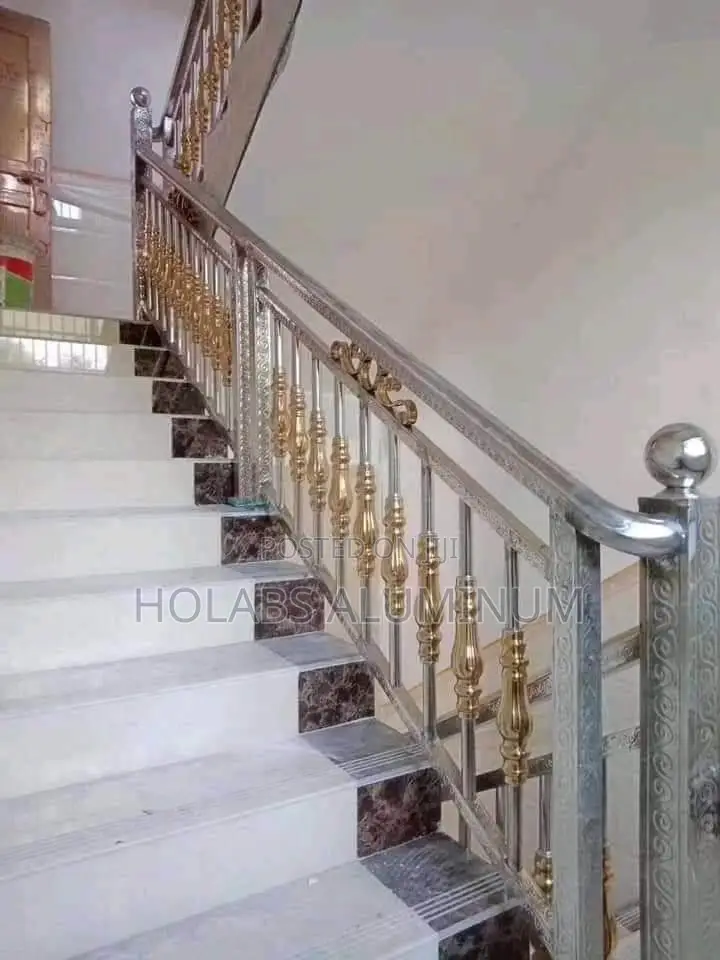 Handrails in Step