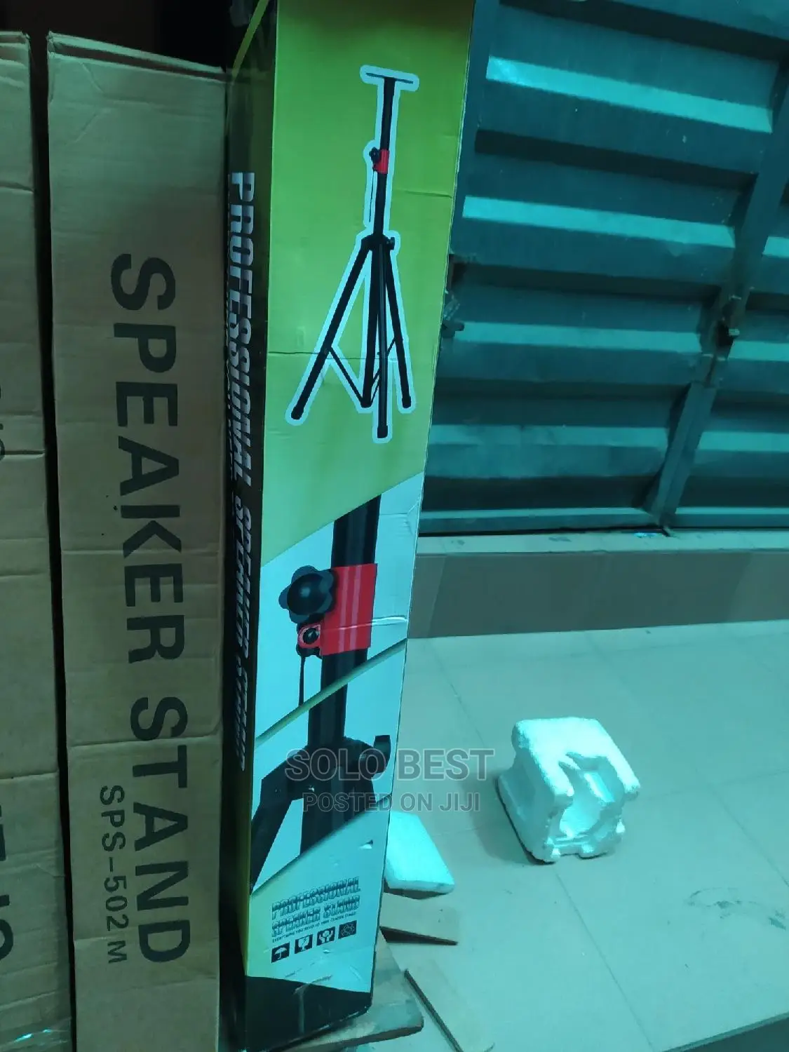 Speaker Stand