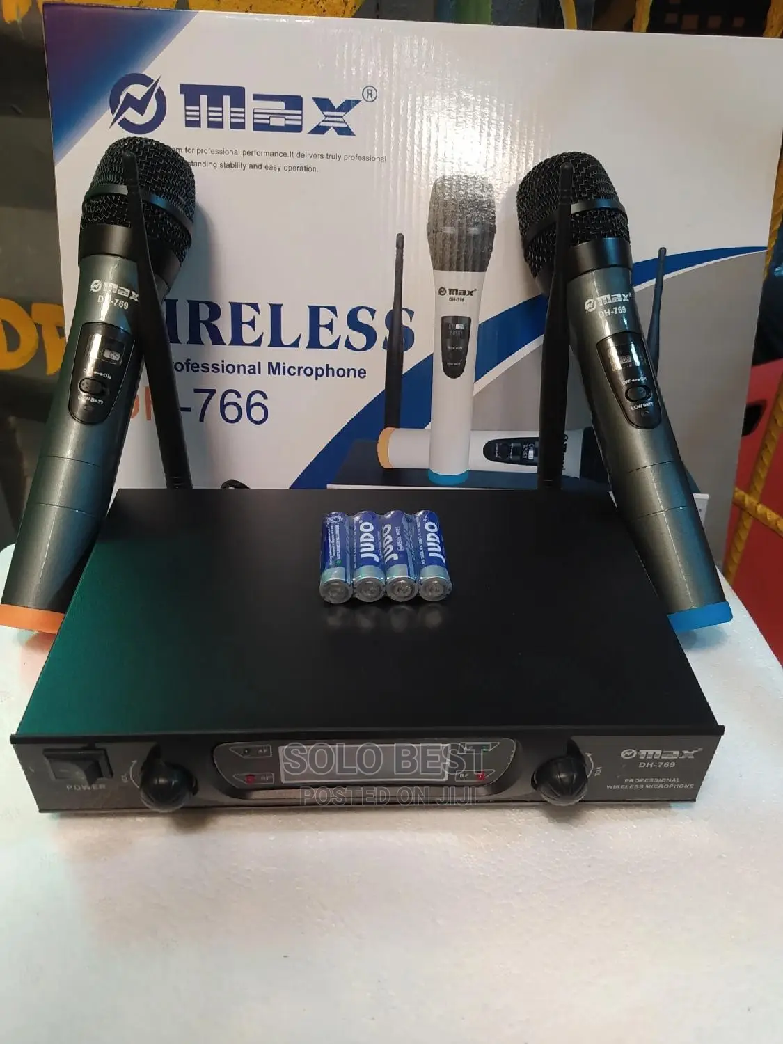 Wireless Microphone O_max 766