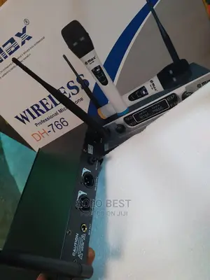 Wireless Microphone O_max 766