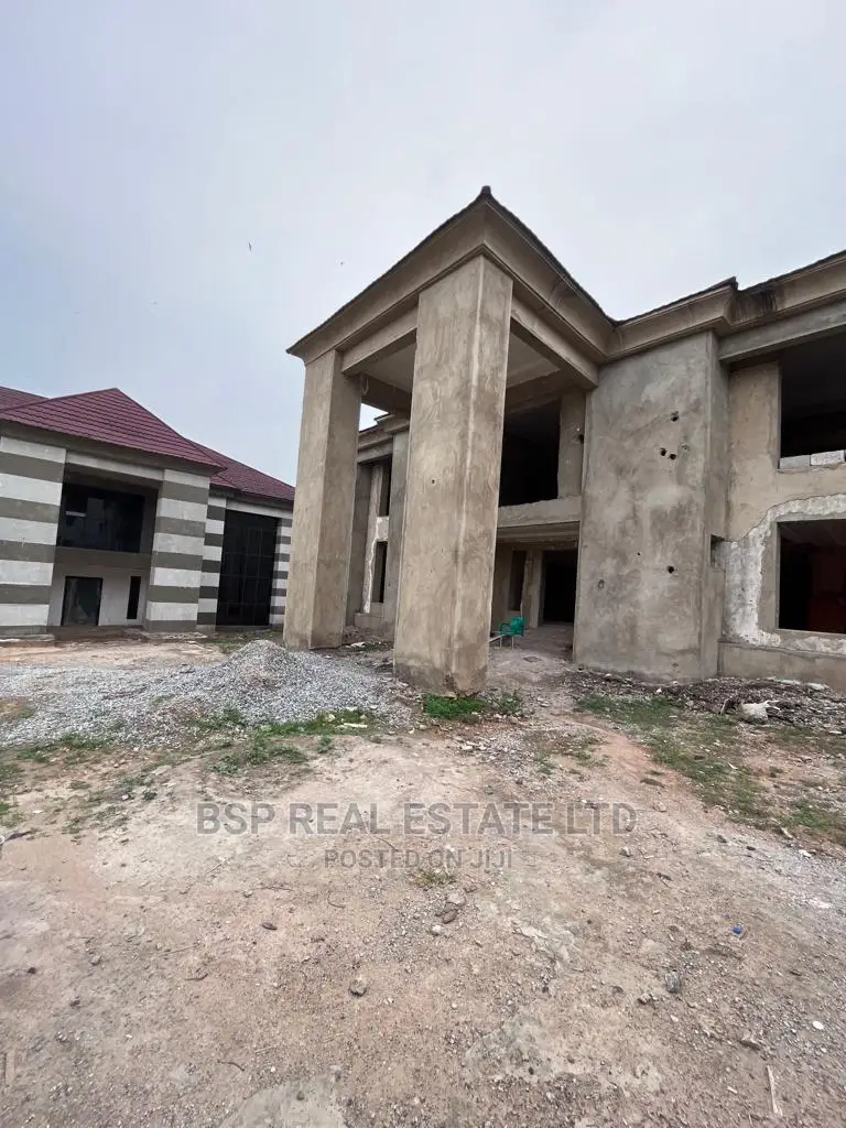 6bdrm Duplex in Maitama for rent