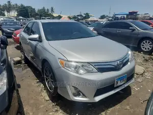 Toyota Camry 2013 Silver
