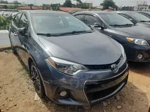Toyota Corolla 2015 Gray