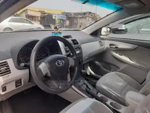 Toyota Corolla 2011 Black