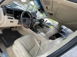 Lexus LX 570 AWD 2017 Gray