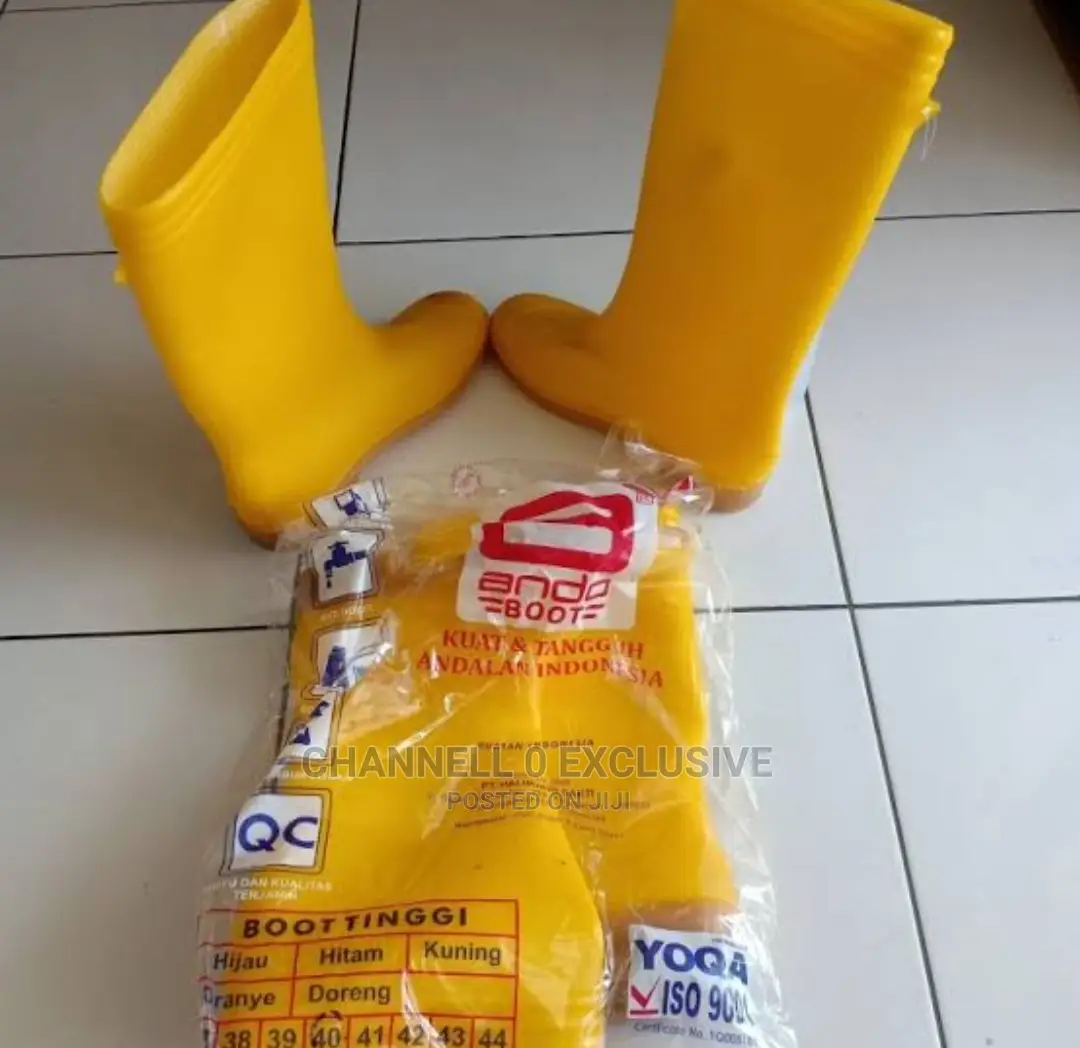 Premium Rubber Safety Boot