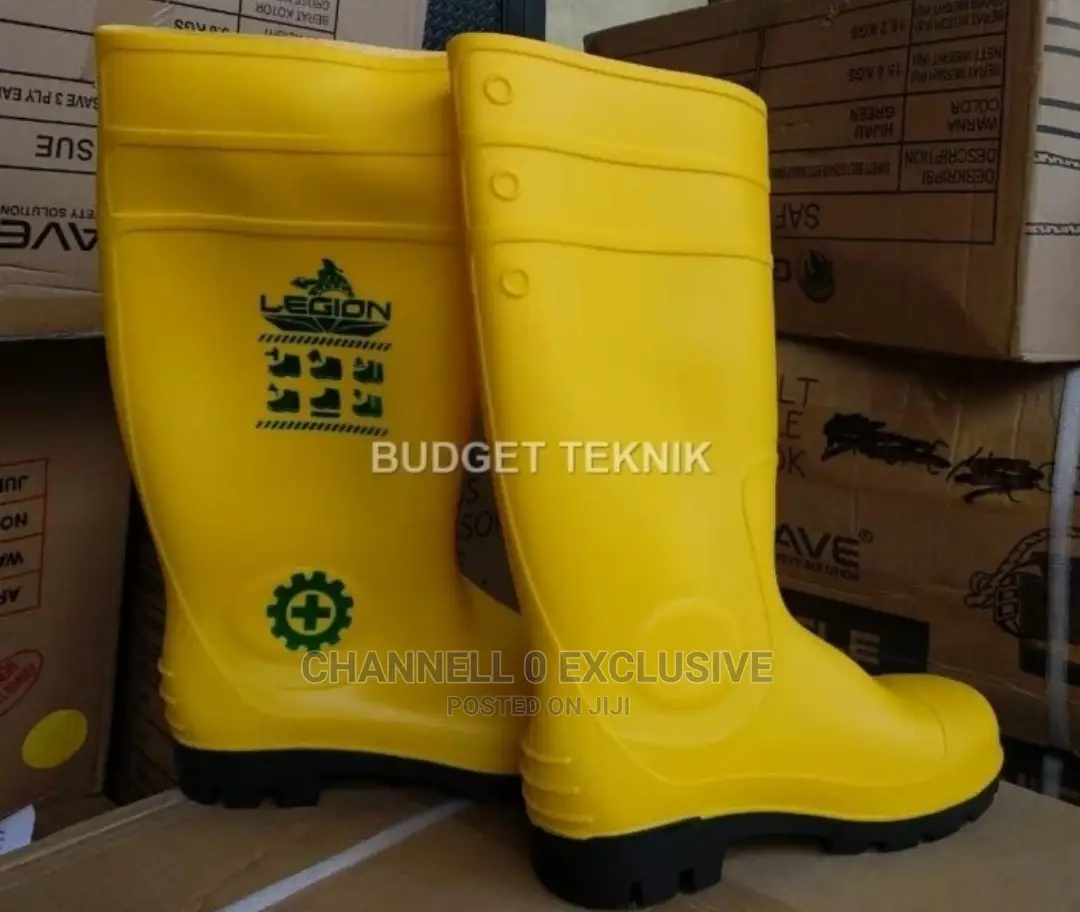 Premium Rubber Safety Boot