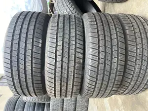 Different Sizes of Tyres for Both Car/Jeep
