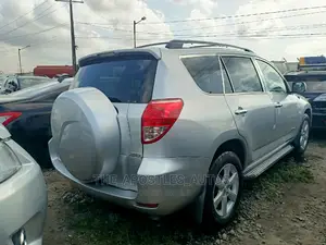 Toyota RAV4 Limited 2008 Silver
