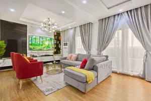 Curtains And Window Blinds Installation