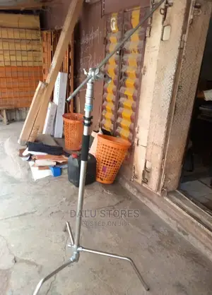 Impact C-stand