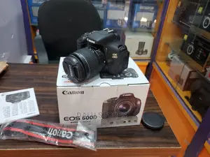 Canon Camera 600d + 18-55mm Lens