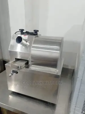 Sugarcane Juice Extractor