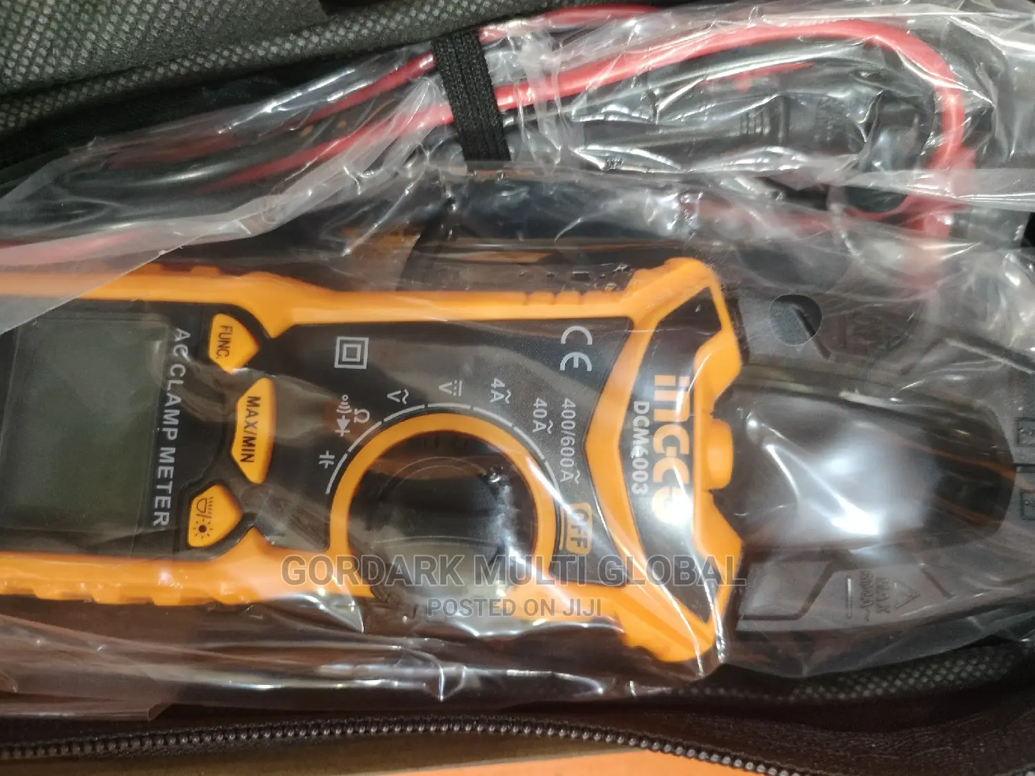 AC Digital Clamp Meter
