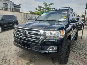 Toyota Land Cruiser 5.7 V8 VXR 2016 Black