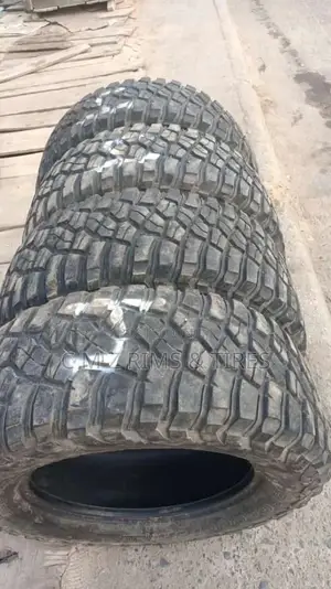 35*12.50R20 Off Road