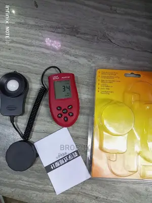 Digital Light Meter High Accuracy Photometer Lux Meter