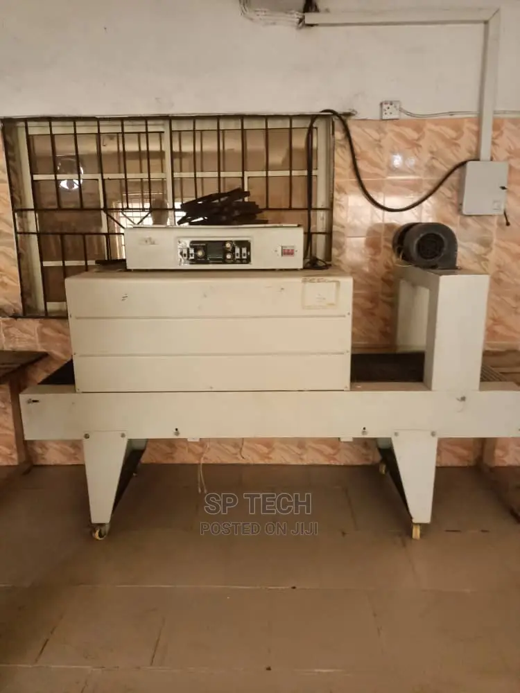 Shrink Wrapping Machine