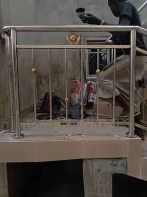 Handrail With Design Ball