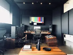 Full Details Studio Padding
