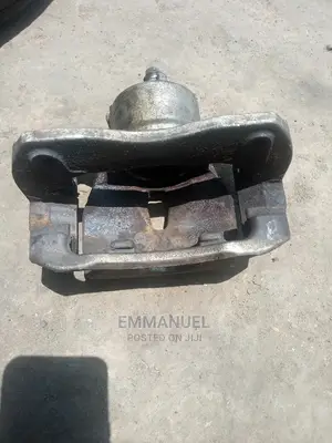 Front Caliper Toyota RAV4 2008 2015