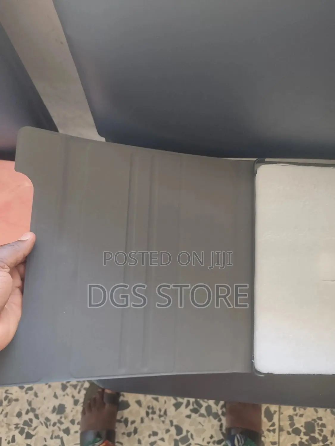 Microsoft Surface Pro 8, X Case