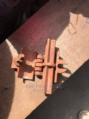 Scalfolding Clips for Seles