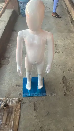 Age 1 to 3 Years Glossy White Kiddies Display Mannequin