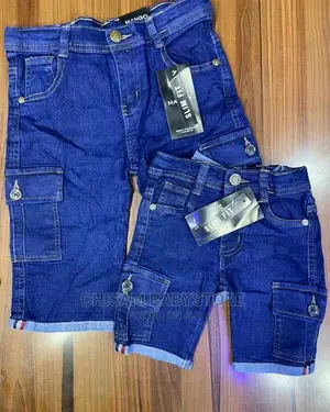 Stock Jeans